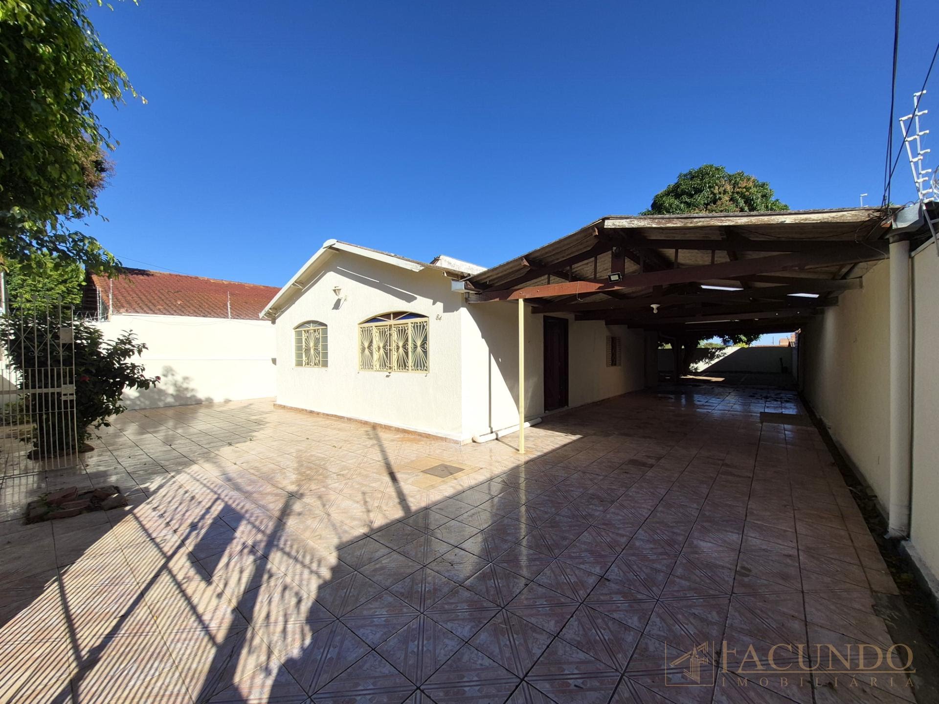 Fachada Interna/Garagem