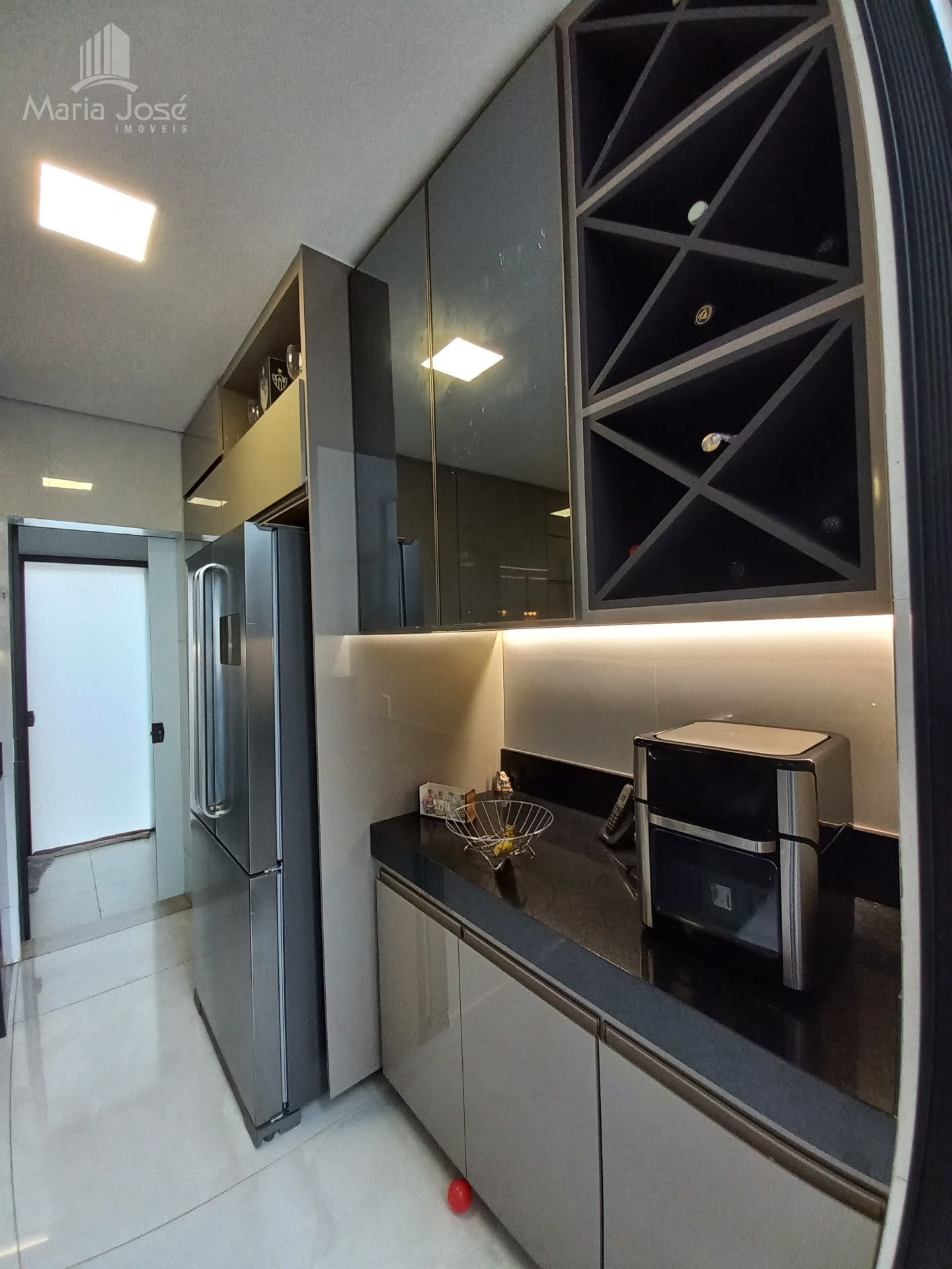Casa à venda com 3 quartos, 2 suítes, 2 vagas e 230m² no Condomínio Parque das Nogueiras, Sete Lagoas (MG) — foto 13 de 30