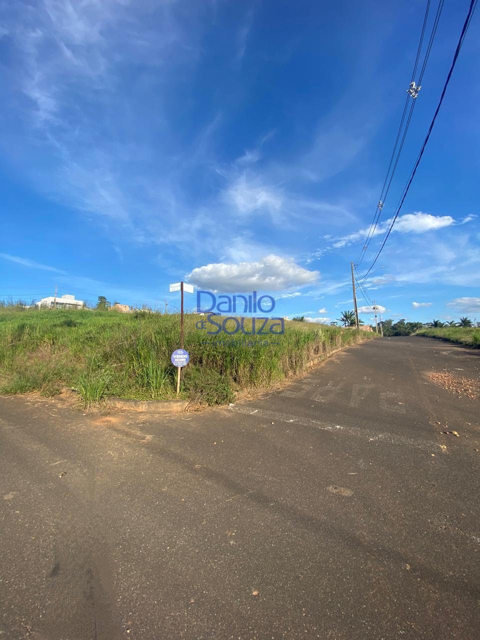 Terreno à venda com 360m² de terreno no Veredas do Belvedere, Araxá (MG) — foto 2 de 3