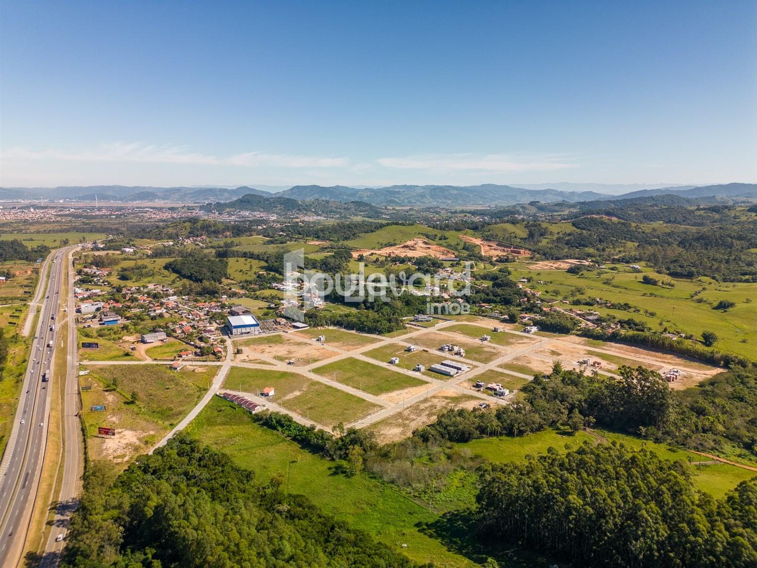Terreno à venda com 450m² de terreno no Taquaraçu, Pescaria Brava (SC) — foto 14 de 30