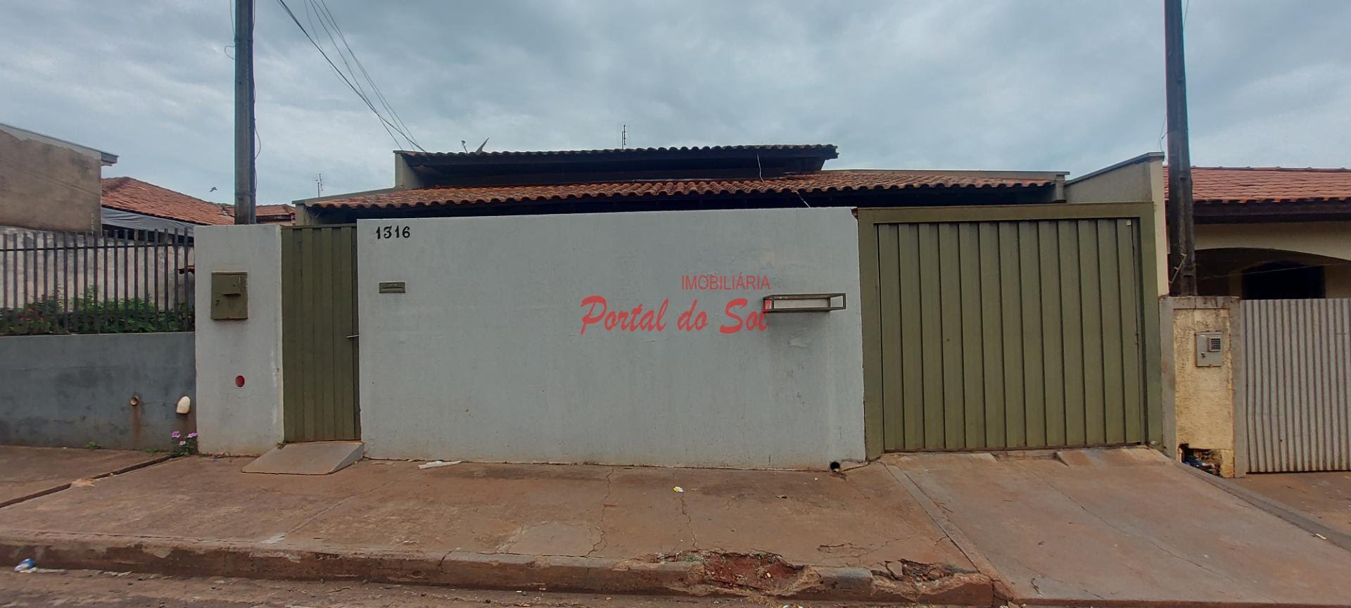 Casa à venda com 3 quartos, 1 suíte, 2 vagas e 210m² no Vila Ribeiro, Santo Antônio da Platina (PR) — foto 3 de 23