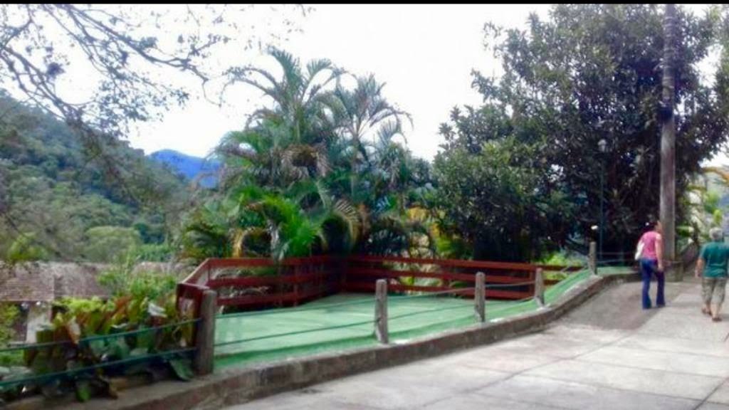 Casa à venda com 3 quartos, 1 suíte, 2 vagas e 140m² no Retiro, Petrópolis (RJ) — foto 11 de 13