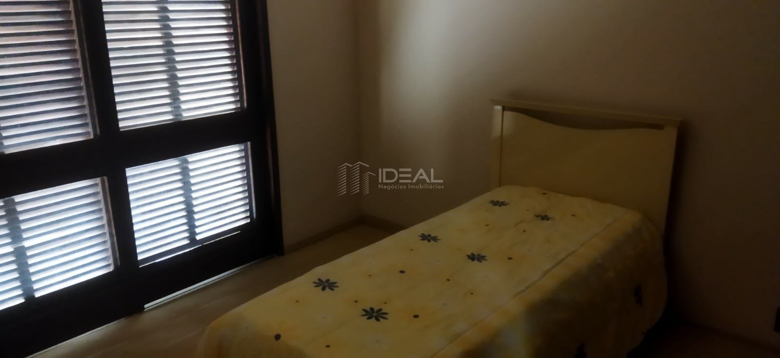 Casa à venda com 5 quartos, 2 suítes, 2 vagas e 325m² no Parque São Caetano, Campos dos Goytacazes (RJ) — foto 21 de 30