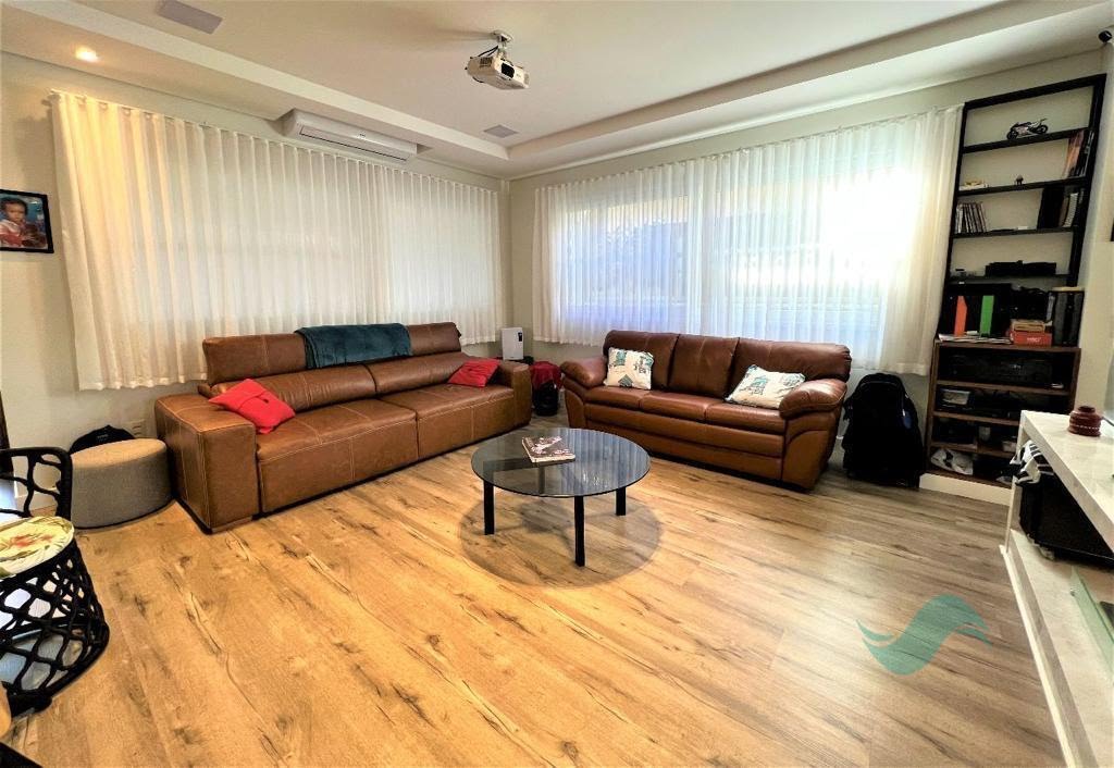 Casa à venda com 3 suítes, 1 vaga e 225m² no Jurerê, Florianópolis (SC) — foto 7 de 22