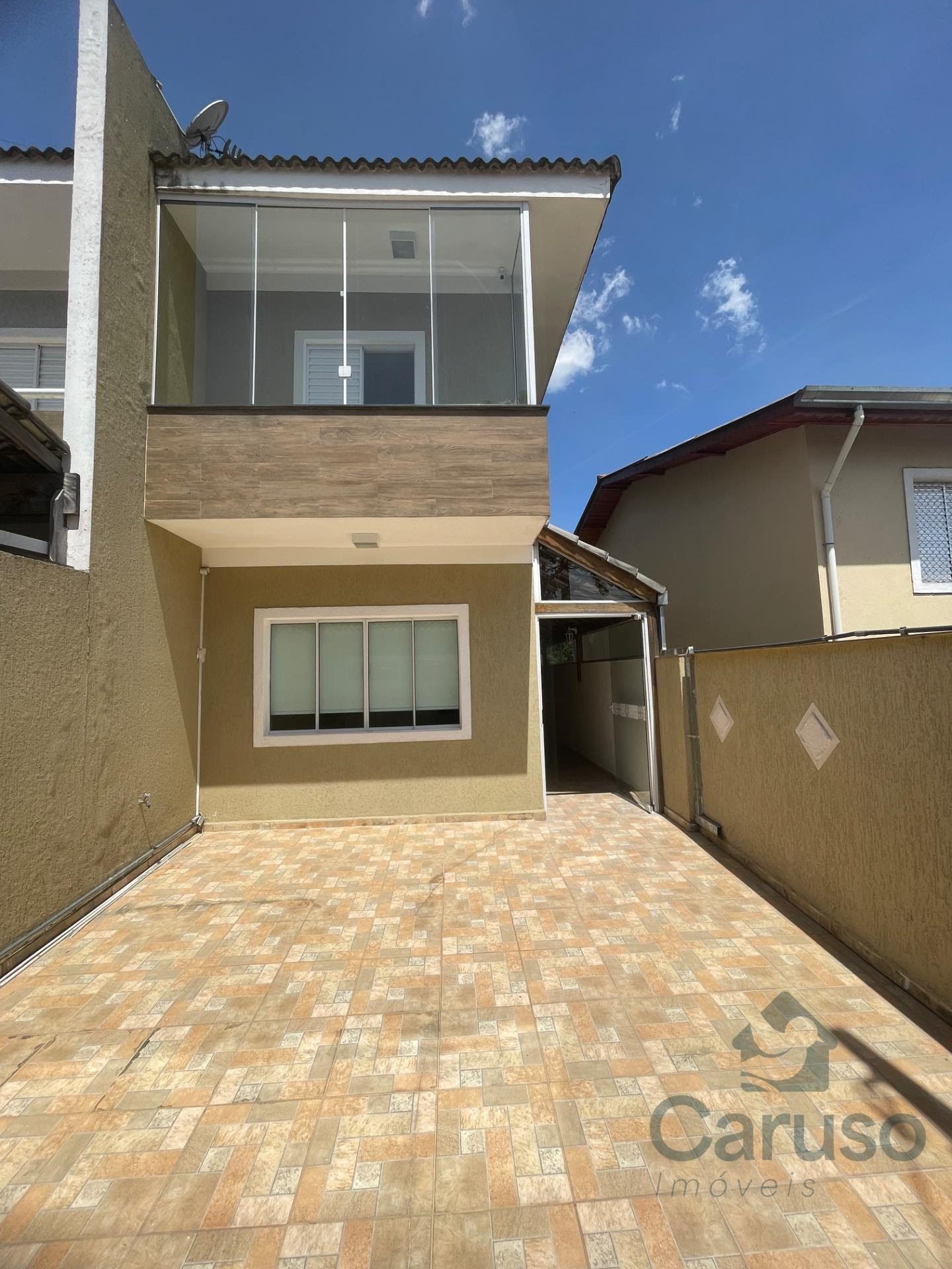 Casa para alugar com 3 quartos, 2 vagas e 150m² no Jardim Rincao, Arujá — foto principal