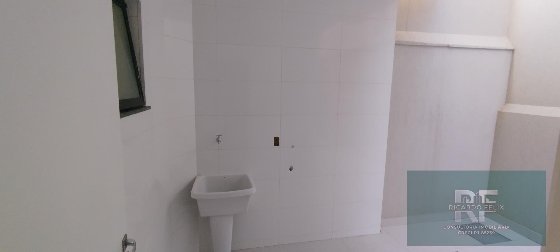 Casa à venda com 3 quartos, 3 suítes, 1 vaga e 153m² no Costazul, Rio das Ostras (RJ) — foto 12 de 30
