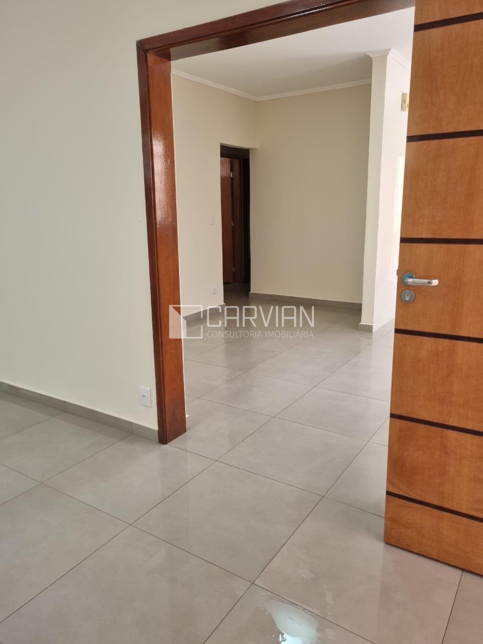 Casa à venda com 3 quartos, 1 suíte, 2 vagas e 122m² no Subsetor Oeste - 5 (o-5), Ribeirão Preto (SP) — foto 6 de 16