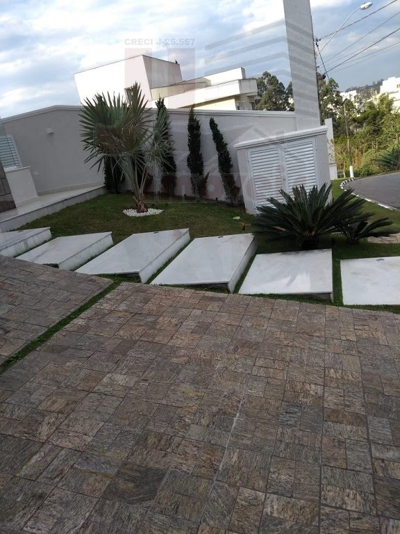 Escada Jardim