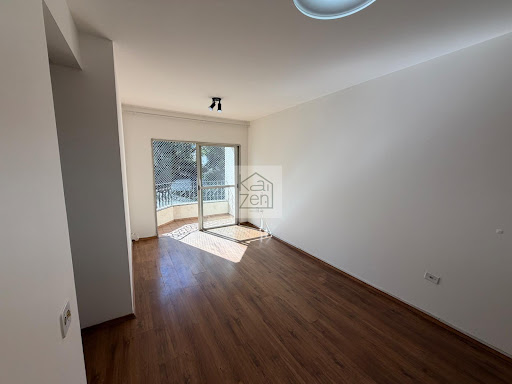 Apartamento em Vila Gumercindo  -  São Paulo