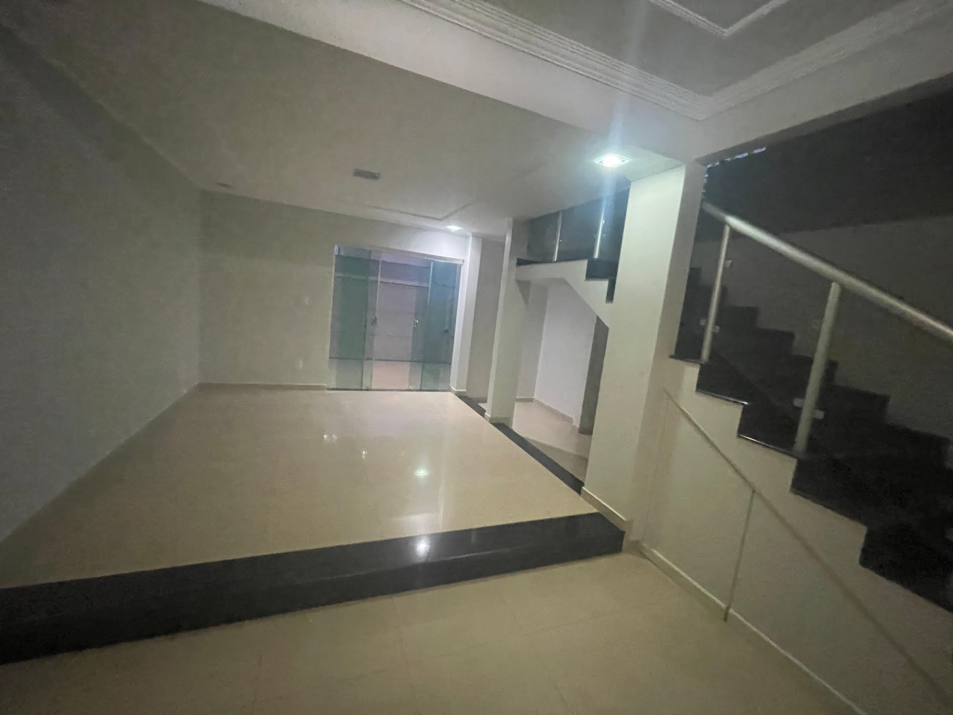 Casa à venda com 4 quartos, 1 suíte, 2 vagas e 223m² no Centro, Paracatu (MG) — foto 8 de 30
