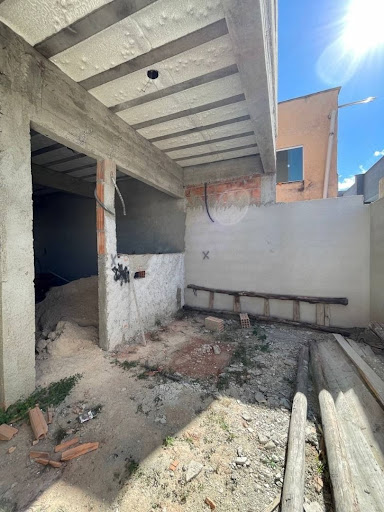 CASA DUPLEX À VENDA COM 3 QUARTOS | MONTE VERDE – BETIM