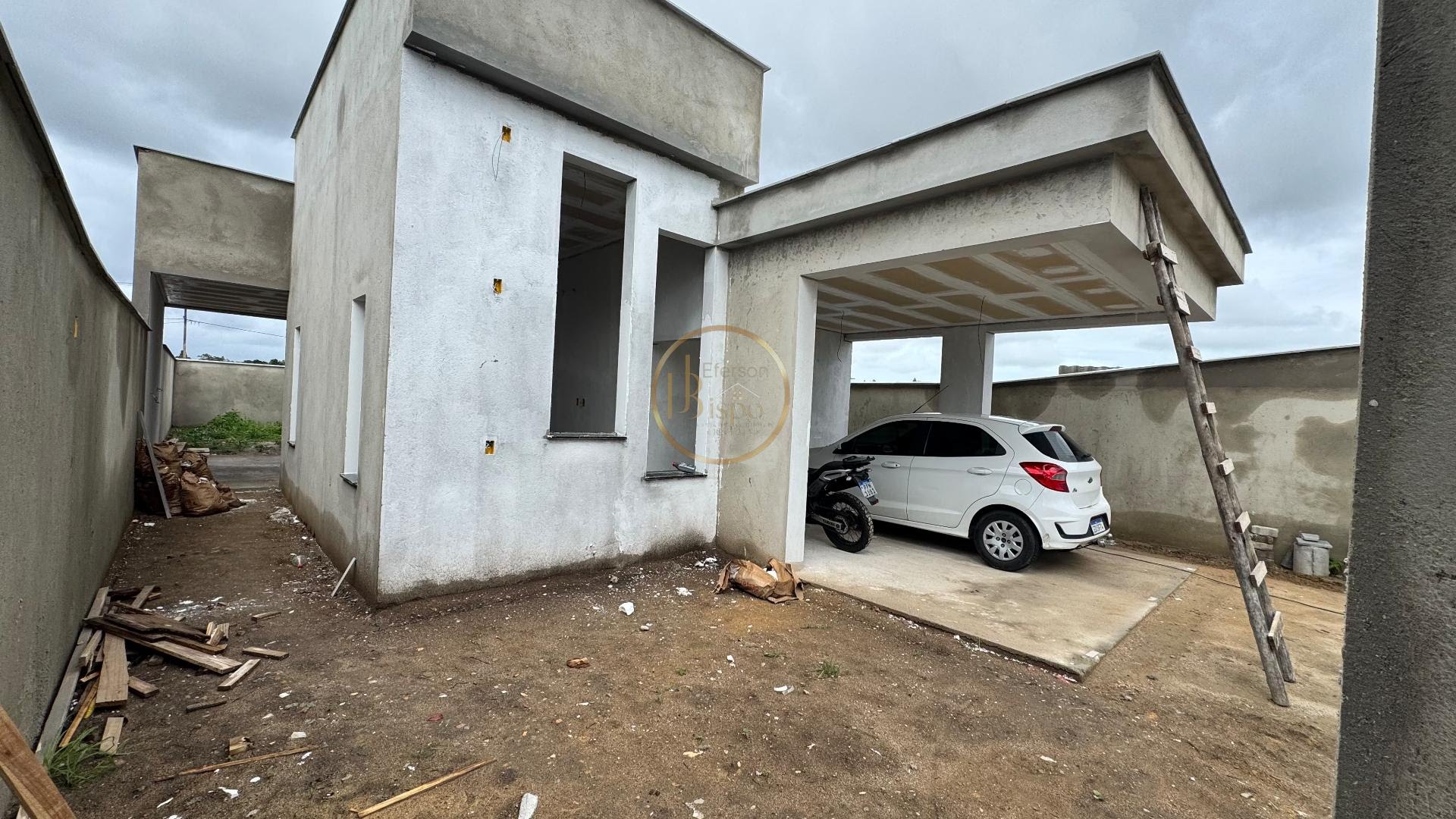 Casa à venda com 3 quartos, 3 banheiros, 2 vagas e 120m² no Jardins do Porto, Porto Seguro — foto principal