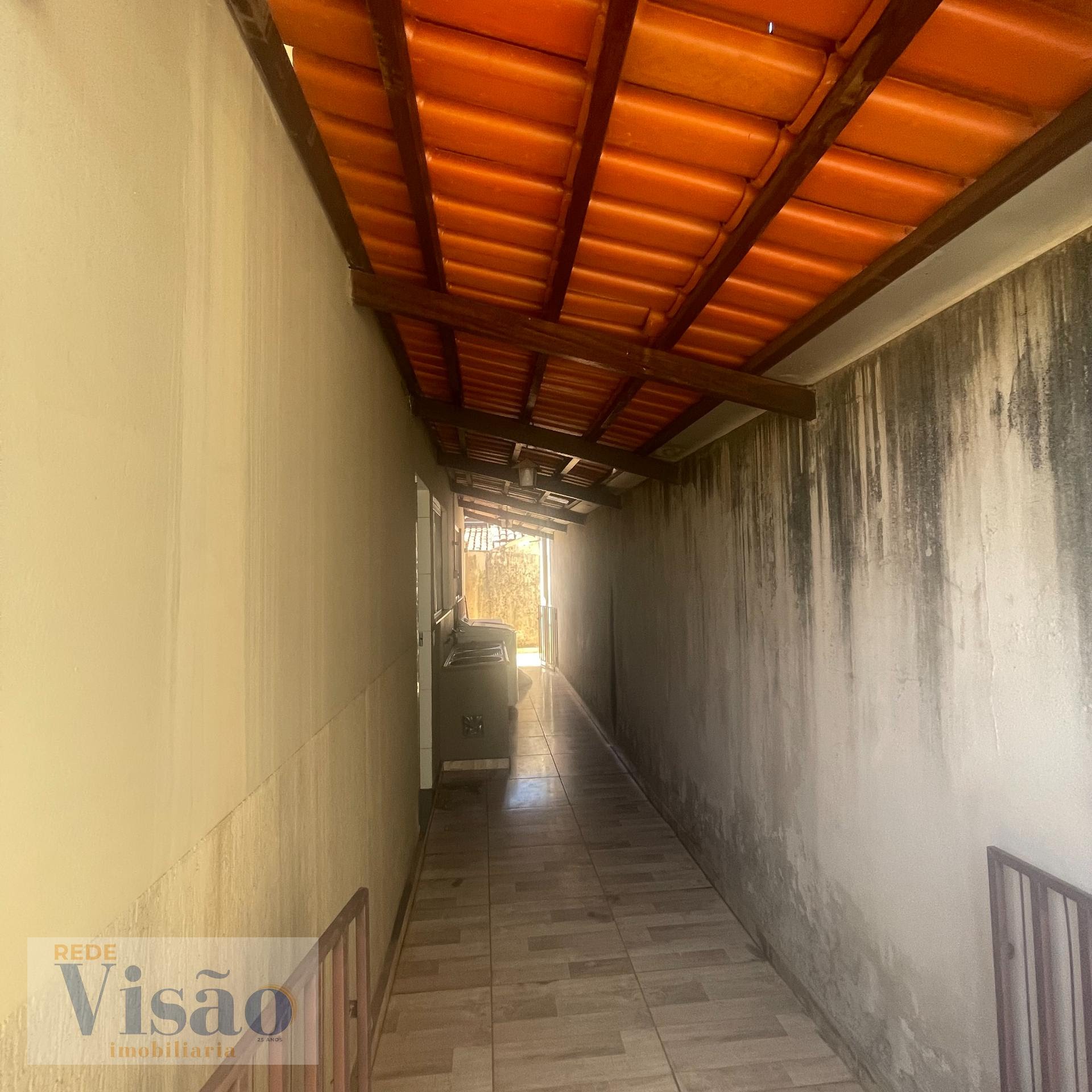 Casa à venda com 2 quartos, 3 vagas e 1m² no Nv Horizonte, Paracatu (MG) — foto 2 de 16