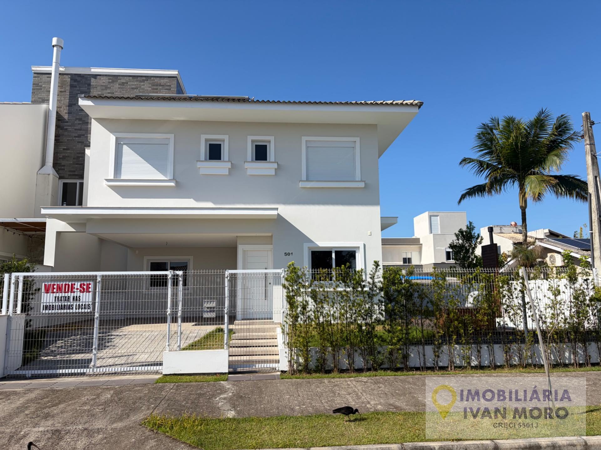 Casa à venda com 3 quartos, 3 suítes, 2 vagas e 199m² no Daniela, Florianópolis (SC) — foto 2 de 16