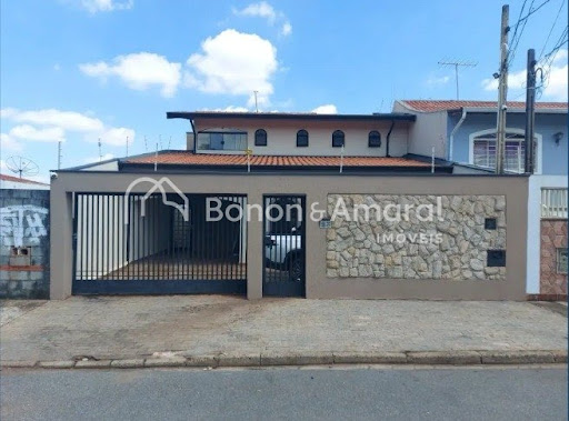 Casa, 4 quartos, 219 m² - Foto 1