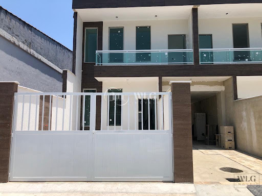 Casa à Venda em Vila Muriqui - 2 Dorms, 1 Suíte por R$295.000