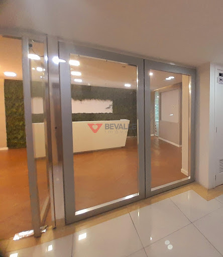 Sala Comercial para Alugar no Humaitá RJ, 911m², 20 Salas