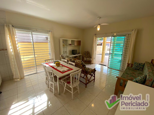 Casa à venda em Itapoá: 3 dorms, suíte, 89,94m² a 900 metros da terceira pedra