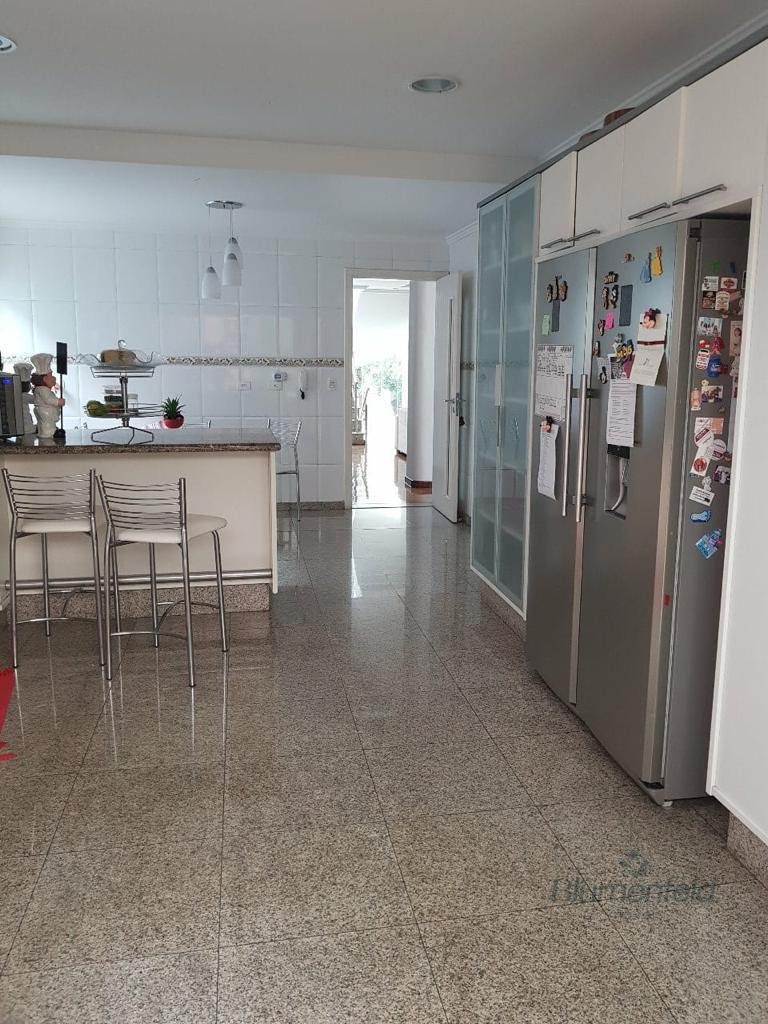 Casa à venda com 4 quartos, 4 suítes, 4 vagas e 400m² no Condominio Arujazinho V, Arujá (SP) — foto 8 de 28