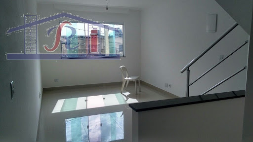 Sala, piso porcelanato
