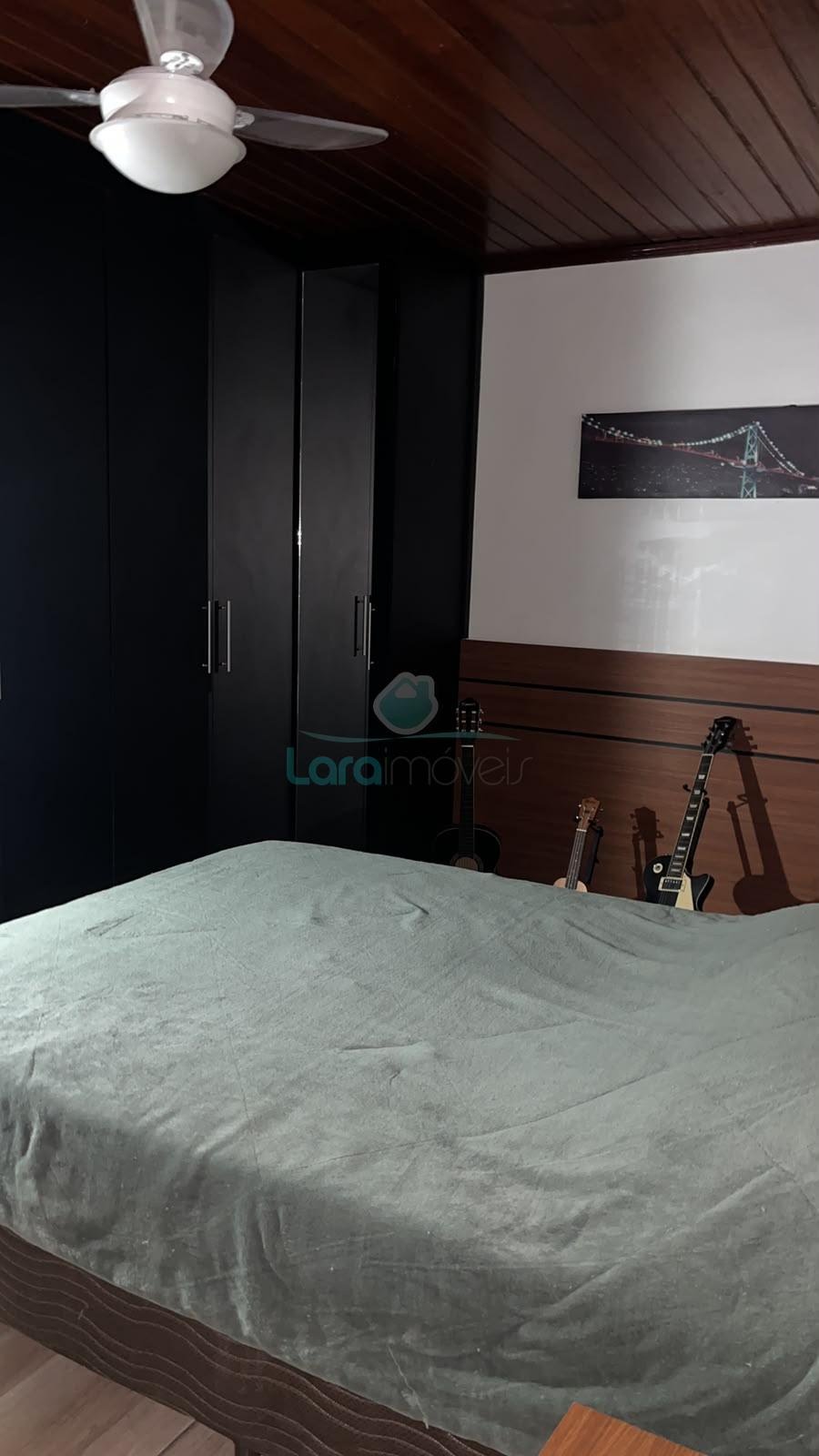 Casa à venda com 5 quartos, 1 suíte, 3 vagas e 334m² no Sol Y Mar, Macaé (RJ) — foto 10 de 22