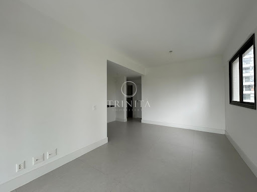 sala-trinitaimobiliaria-bepeninsula