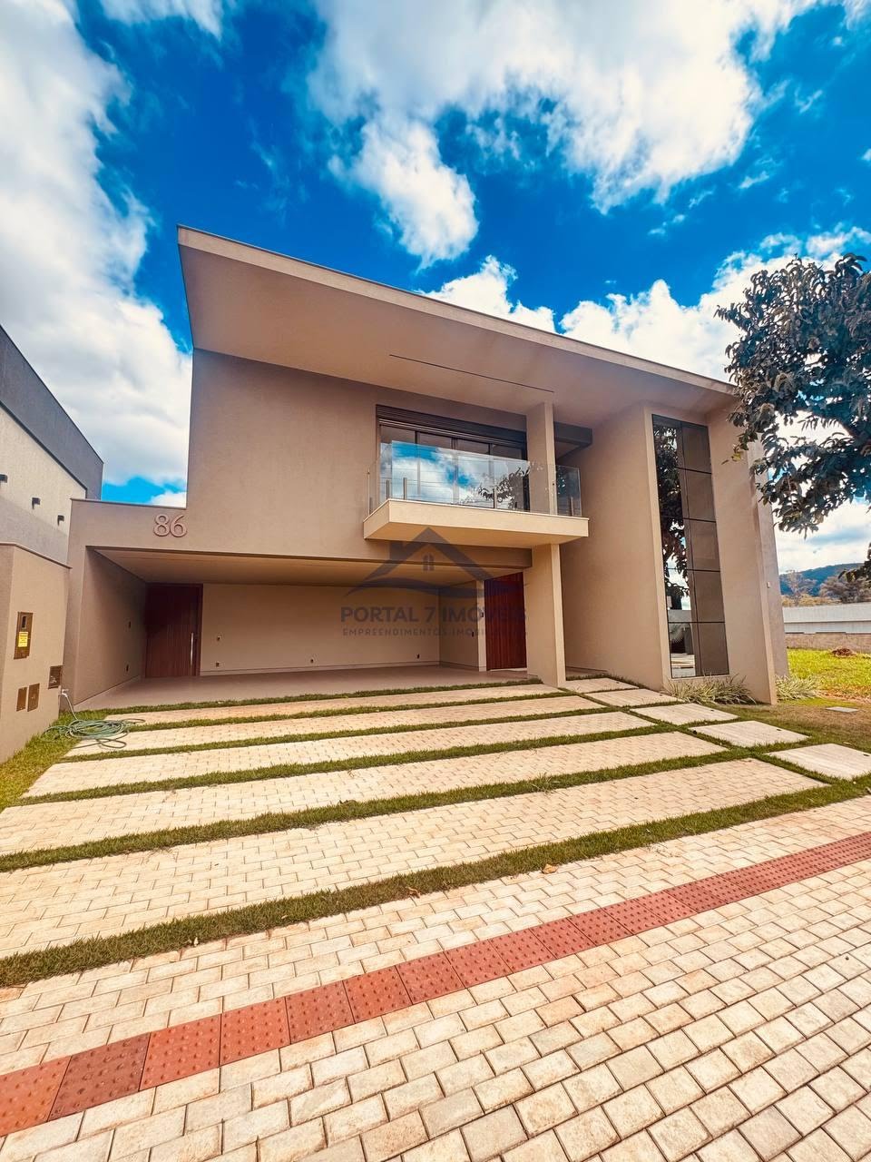 Casa à venda com 1 quarto, 3 suítes, 3 vagas e 350m² no Residencial Veredas, Sete Lagoas (MG) — foto 2 de 30