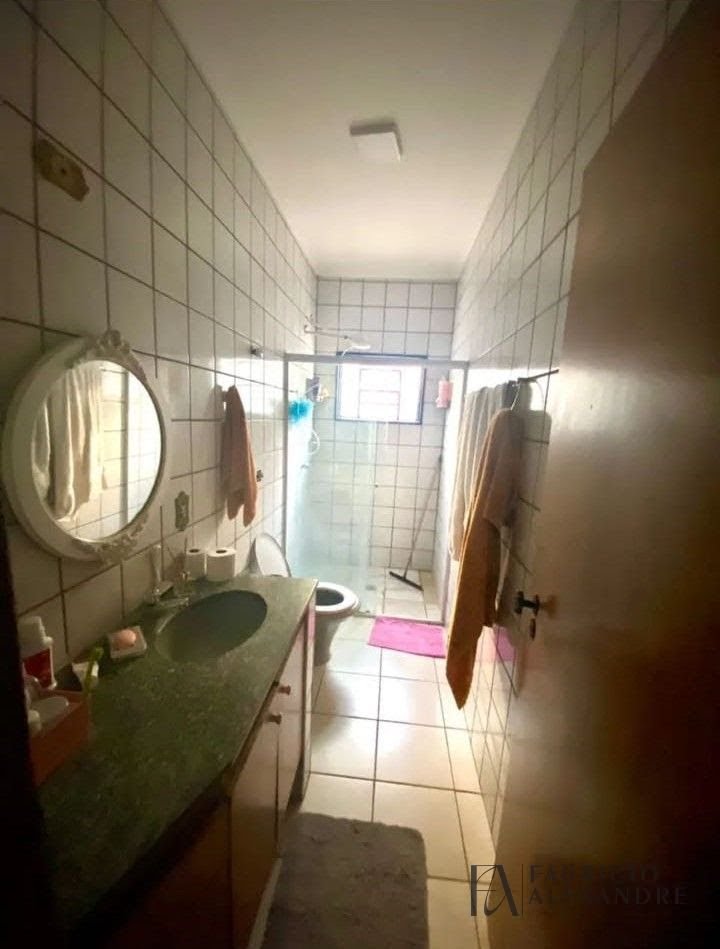 Casa à venda com 3 quartos, 1 suíte, 4 vagas e 250m² no Jardim Tarraf II, São José do Rio Preto (SP) — foto 10 de 17