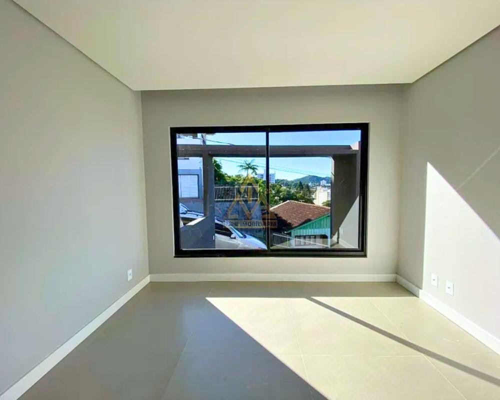Casa à venda com 3 quartos, 1 suíte, 2 vagas e 92m² no Vila Nova, Blumenau (SC) — foto 7 de 12