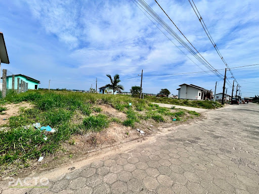 Terreno à Venda em Caverazinho, Araranguá por R$ 96 mil