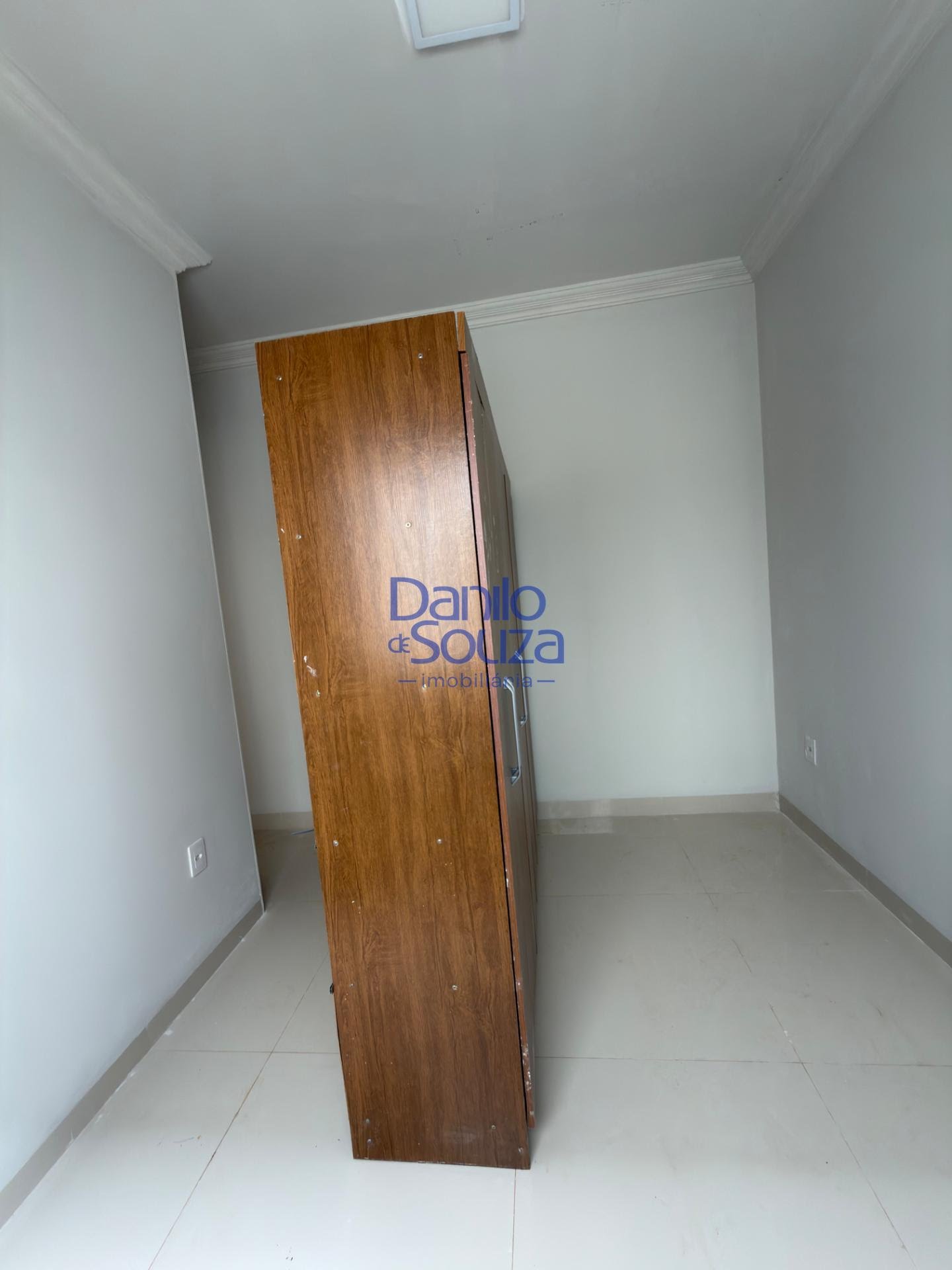 Casa à venda com 2 quartos, 1 banheiro, 4 vagas e 300m² no Jardim Europa I, Araxá (MG) — foto 9 de 10