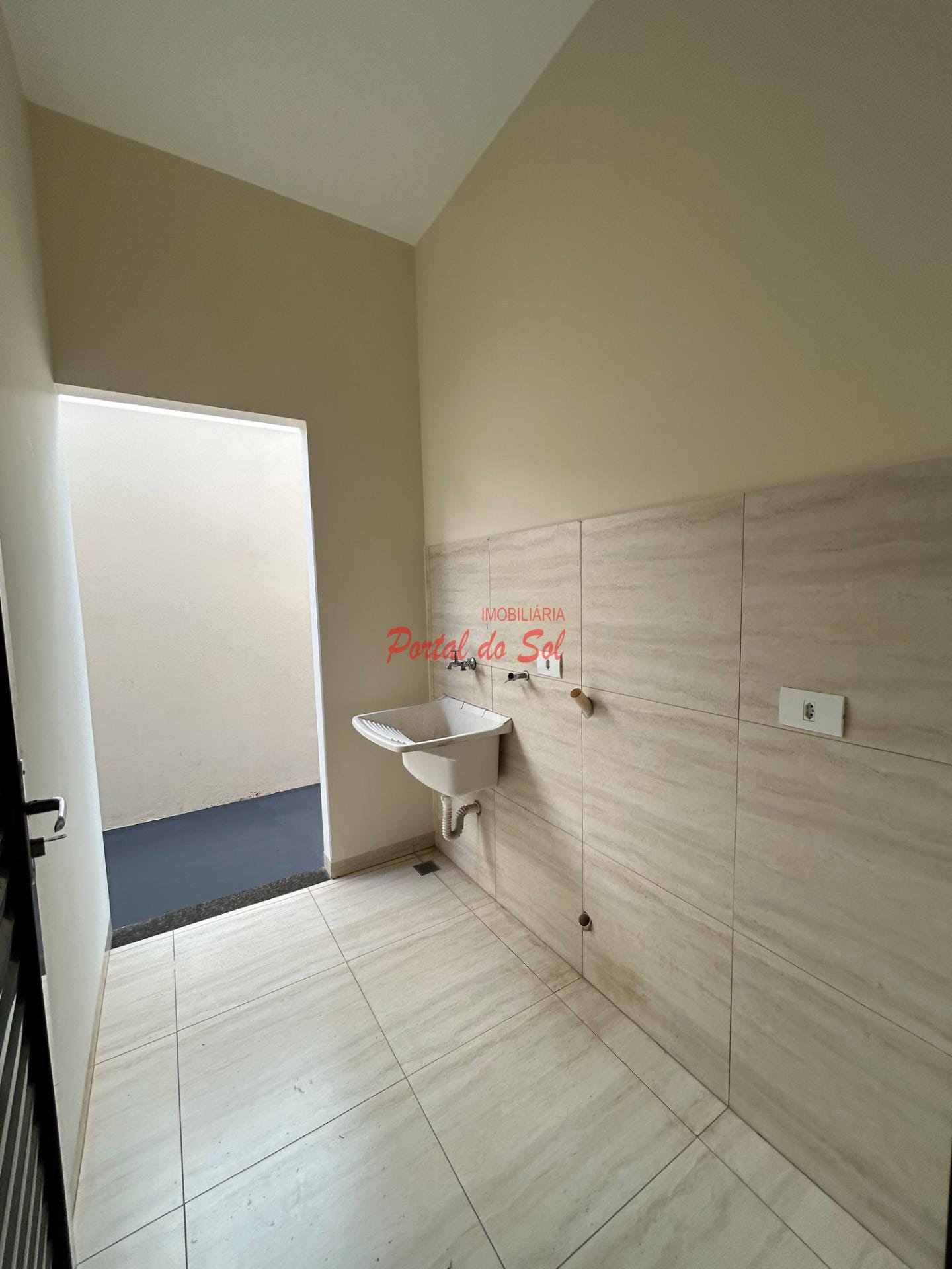 Casa à venda com 2 quartos, 1 banheiro e 2 vagas no Parque Pavão III, Santo Antônio da Platina (PR) — foto 6 de 9