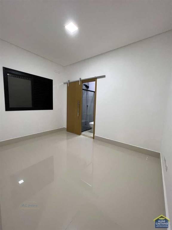 Casa à venda com 3 quartos, 2 suítes, 2 vagas e 116m² no Vilamar, Praia Grande (SP) — foto 27 de 30