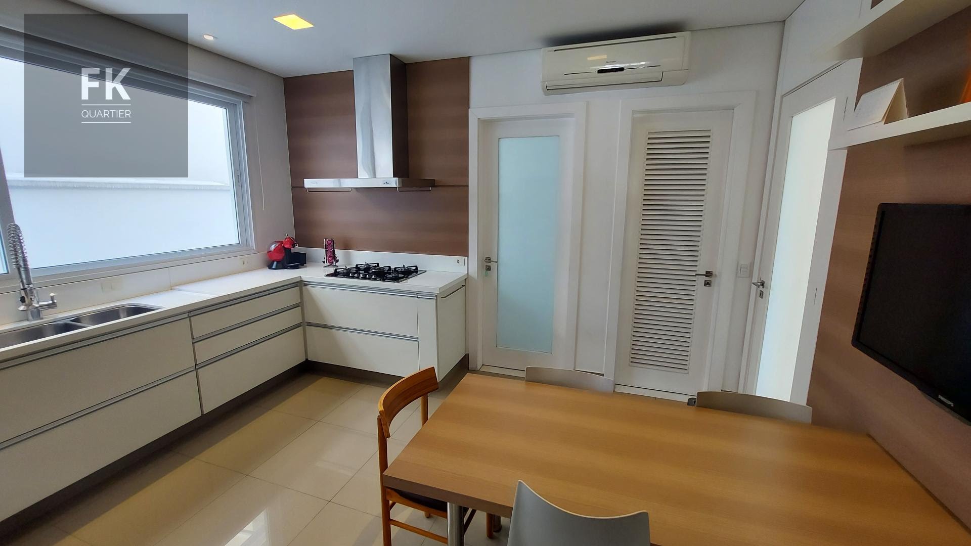 Casa à venda com 4 quartos, 4 suítes, 5 vagas e 456m² no Alphaville, Barueri (SP) — foto 27 de 30