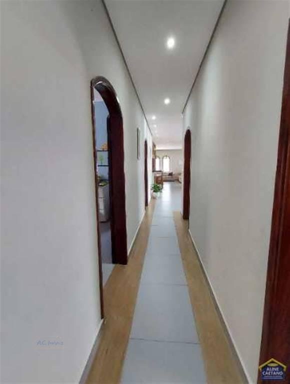 Casa à venda com 4 quartos, 3 suítes, 3 vagas e 259m² no Balneario Flórida, Praia Grande (SP) — foto 16 de 29