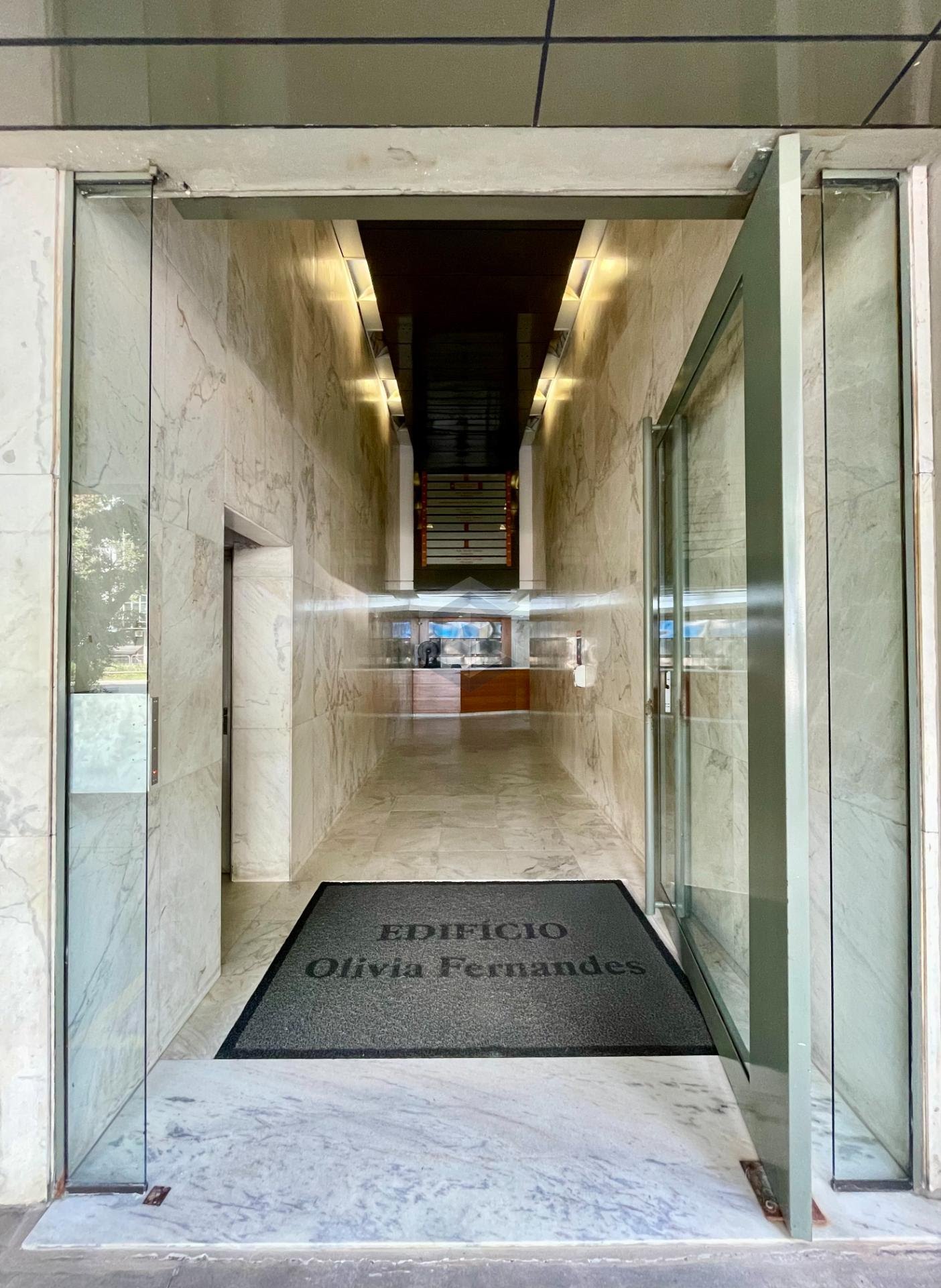 Comercial para alugar com 2 banheiros no Jardim Paulistano, São Paulo (SP) — foto 2 de 23