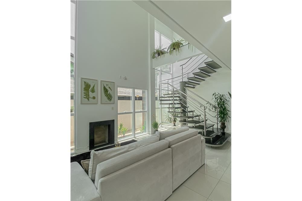 Casa à venda com 4 quartos, 5 banheiros, 2 vagas e 284m² no Centro, Balneário Camboriú (SC) — foto 7 de 30