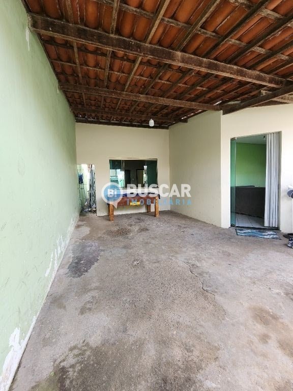 Casa à venda com 3 quartos, 1 suíte, 2 vagas e 250m² no Conceição, Feira de Santana (BA) — foto 13 de 13