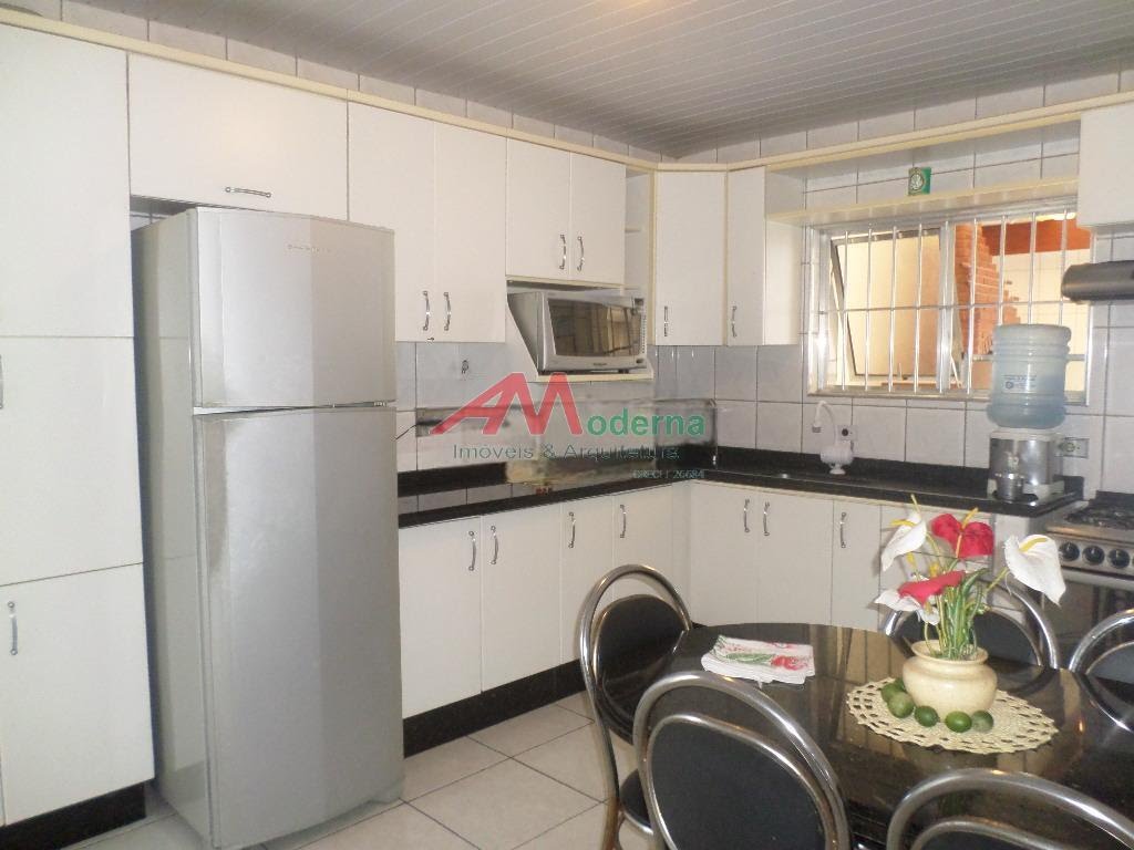 Casa à venda com 3 quartos, 2 banheiros, 2 vagas e 168m² no Taboão, São Bernardo do Campo (SP) — foto 7 de 18