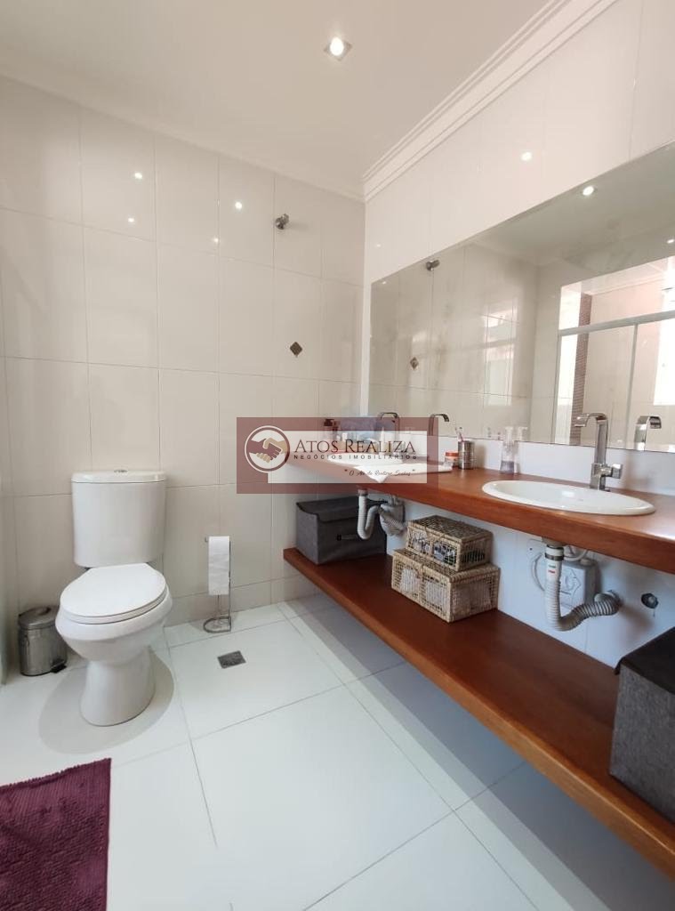 Casa à venda com 6 quartos, 3 suítes, 6 vagas e 400m² no Bolsão de Interlagos, São Paulo (SP) — foto 17 de 30