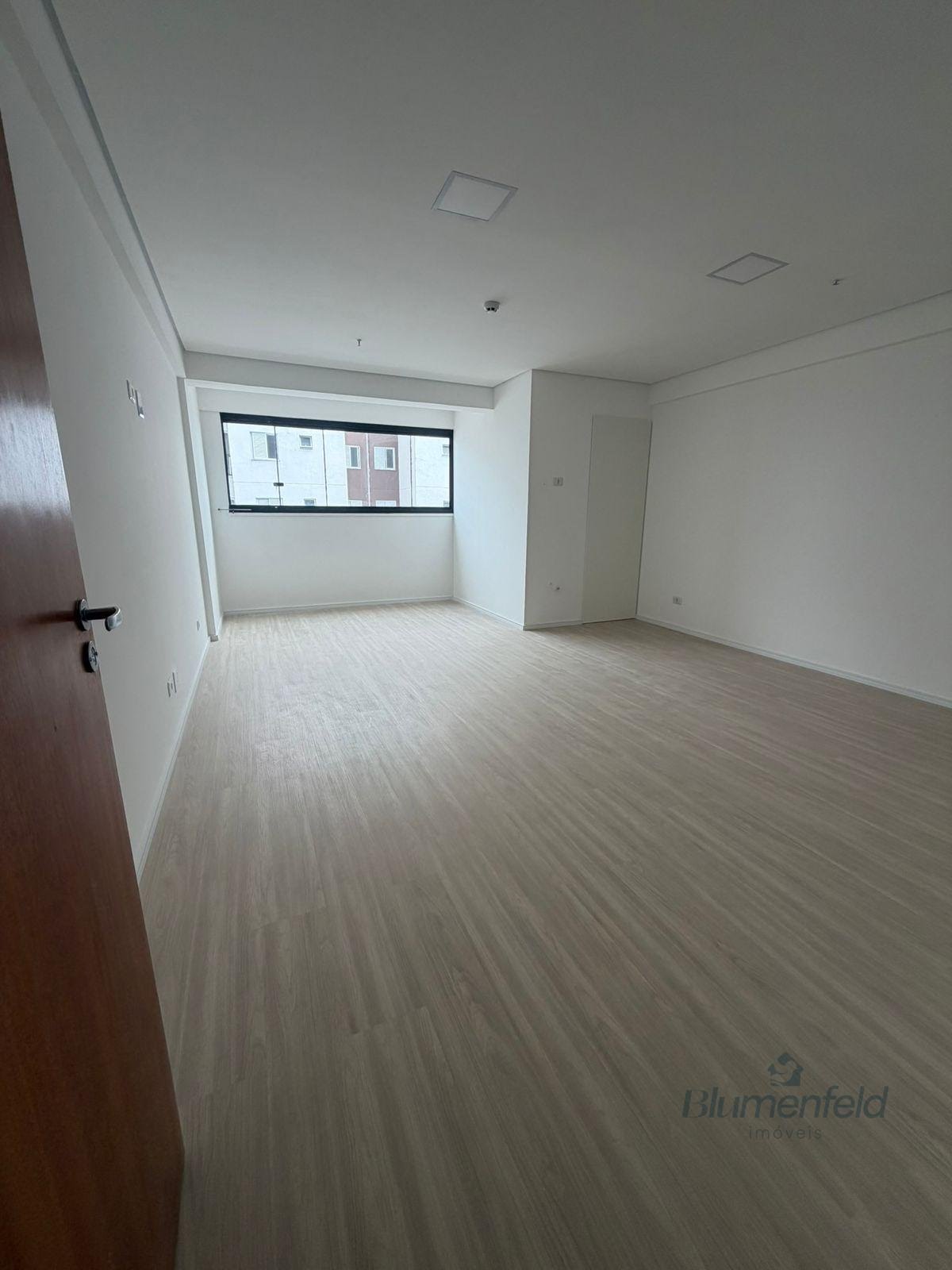 Comercial à venda com 32m² no Nova Arujá, Arujá (SP) — foto 3 de 10