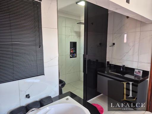 Casa em Jardim Kamel  -  Pirassununga