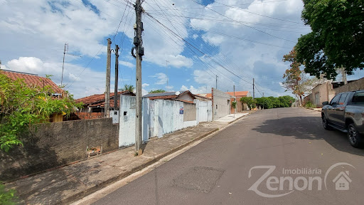 Casa em Jardim Brasil - Adamantina