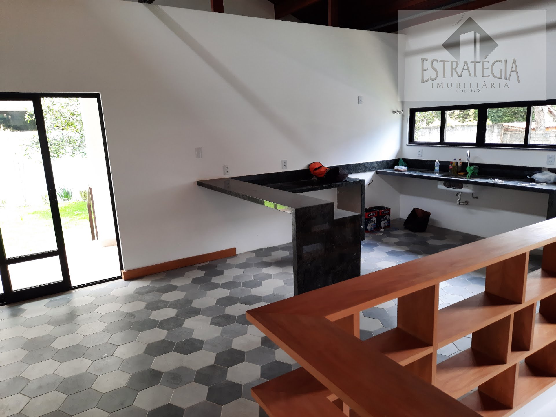 Casa à venda com 3 quartos, 2 suítes, 3 vagas e 230m² no Duarte Silveira, Petrópolis (RJ) — foto 9 de 21
