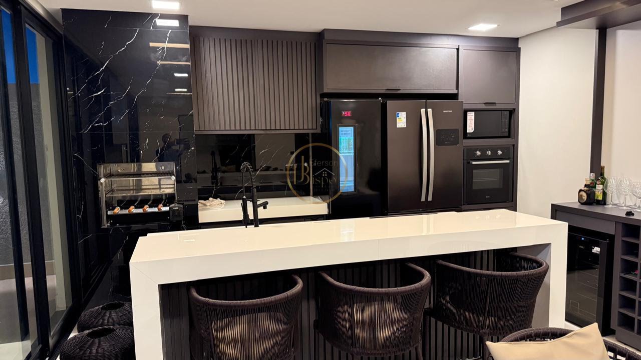 Casa à venda com 4 quartos, 4 suítes, 3 vagas e 210m² no Alto Taperapuan, Porto Seguro (BA) — foto 6 de 16