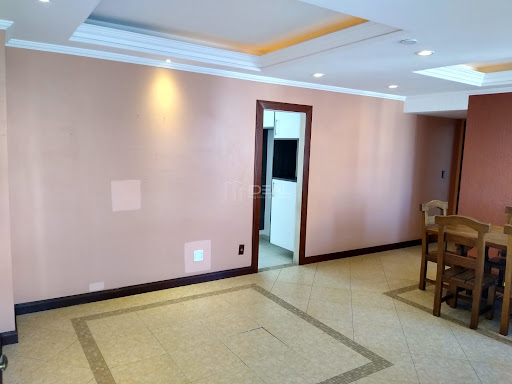 apartamento de 3 quartos disponível para venda no Ed. José Hissa no Centro - Campos dos Goytacazes, RJ