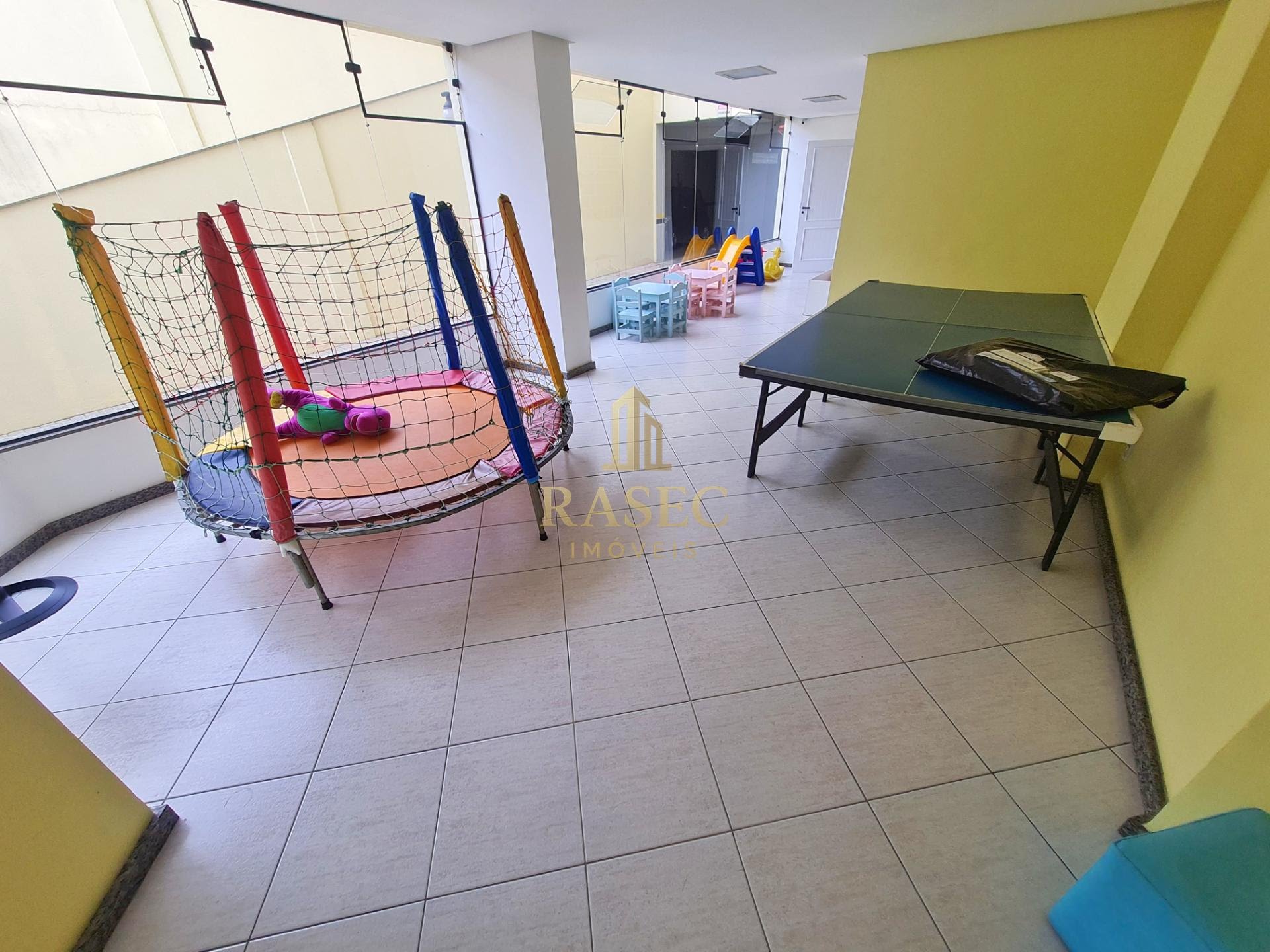Apartamento à venda com 3 quartos, 1 suíte, 2 vagas e 120m² no Centro I, Brusque (SC) — foto 4 de 15