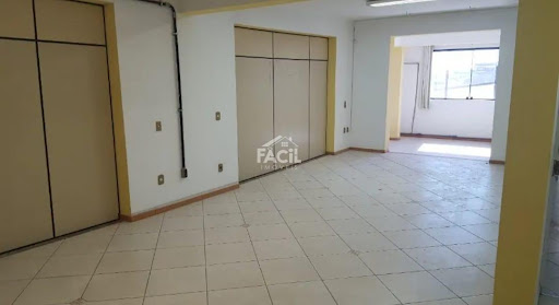Prédio Inteiro para Locação em Serra - 900m² | 7 Banheiros