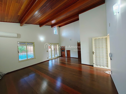 Casa, 6 quartos, 355 m² - Foto 1
