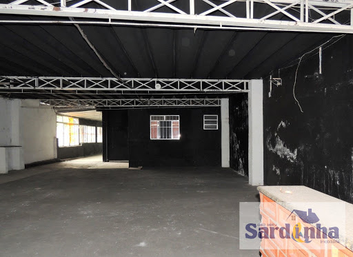 Prédio Inteiro à Venda em Jardim Colombo, SP | 300m²